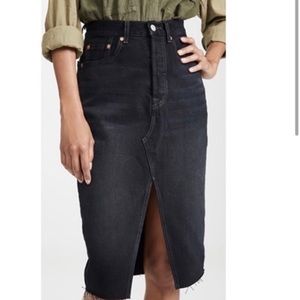 Levi’s Deconstructed Black Denim MIdi skirt Sz. 25 NWT